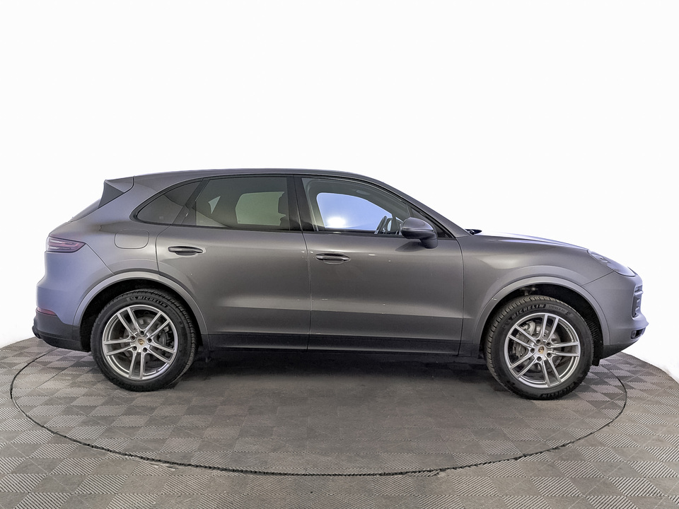 car-card-slide Porsche Cayenne 2018 80 936км фото №4