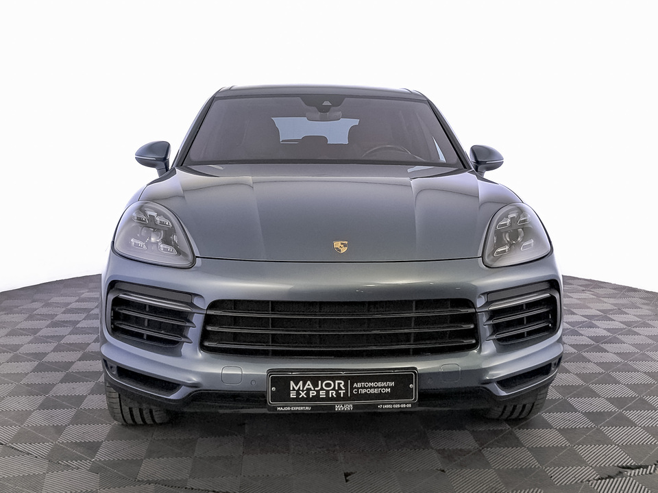 car-card-slide Porsche Cayenne 2019 137 561км фото №2
