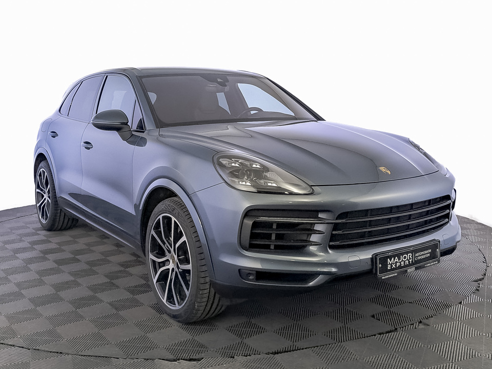 car-card-slide Porsche Cayenne 2019 137 561км фото №3