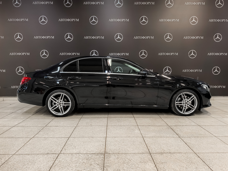 car-card-slide Mercedes-Benz E-Класс 2019 128 176км фото №4