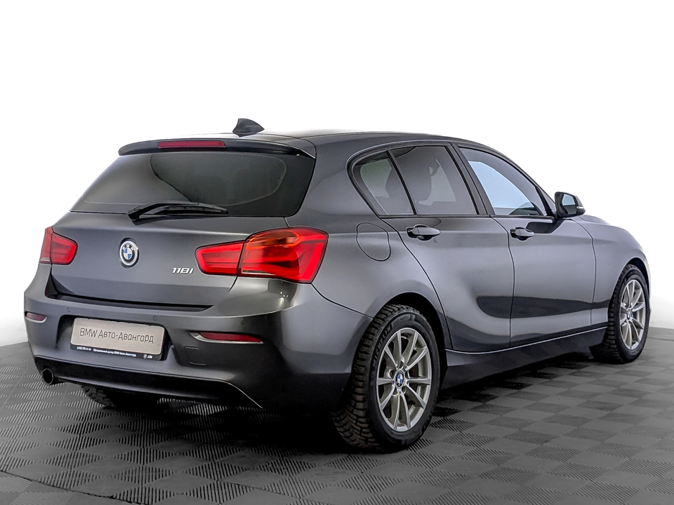 car-card-slide BMW 1 серии 2018 136 382км фото №5