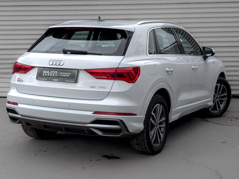 car-card-slide Audi Q3 2023 41 209км фото №5