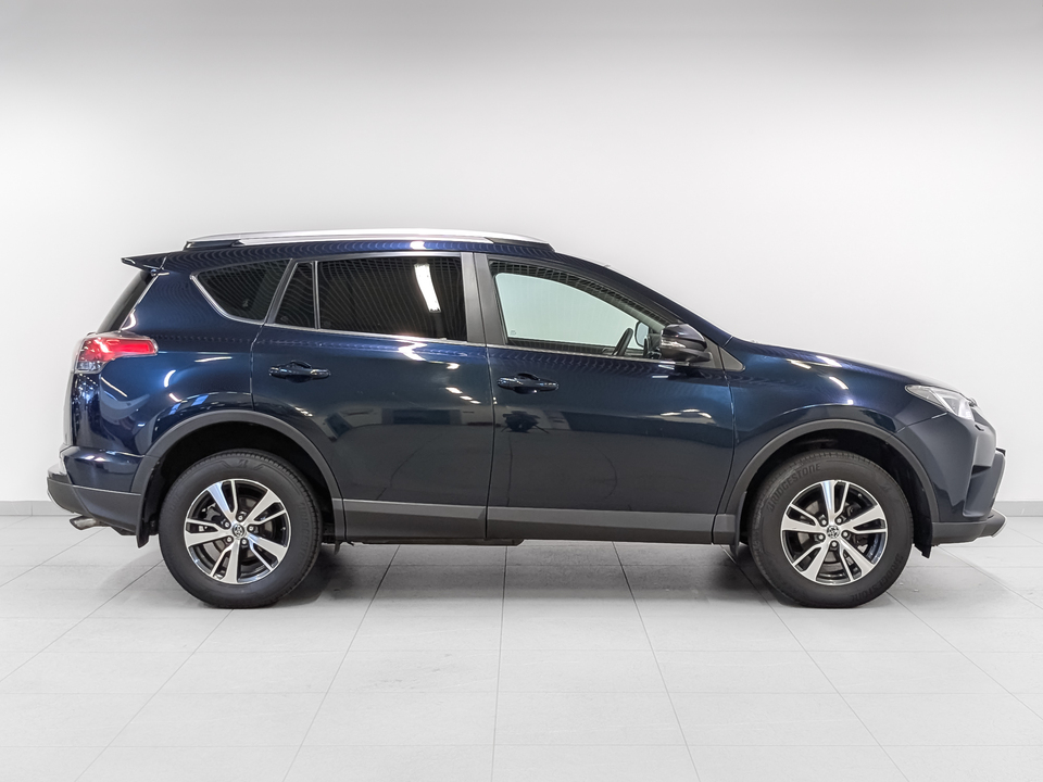 car-card-slide Toyota Rav-4 2018 79 350км фото №4