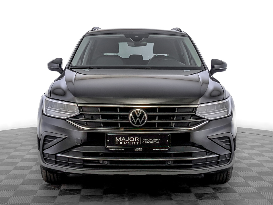 car-card-slide Volkswagen Tiguan 2021 72 227км фото №2