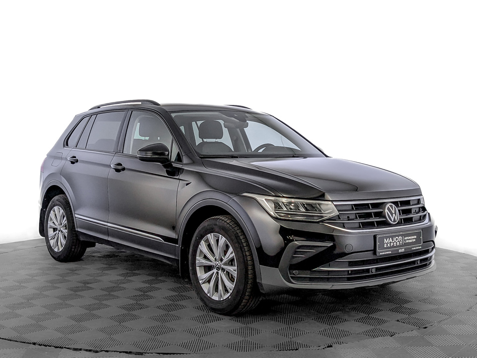 car-card-slide Volkswagen Tiguan 2021 72 227км фото №3