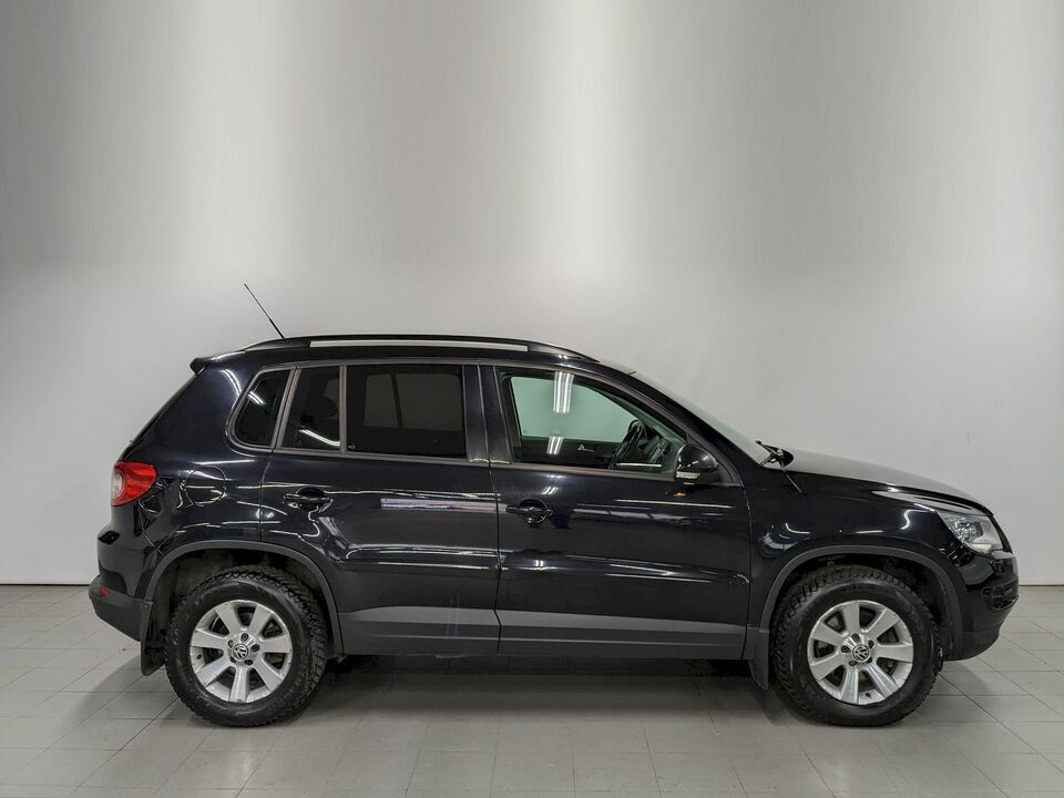car-card-slide Volkswagen Tiguan 2010 164 464км фото №4