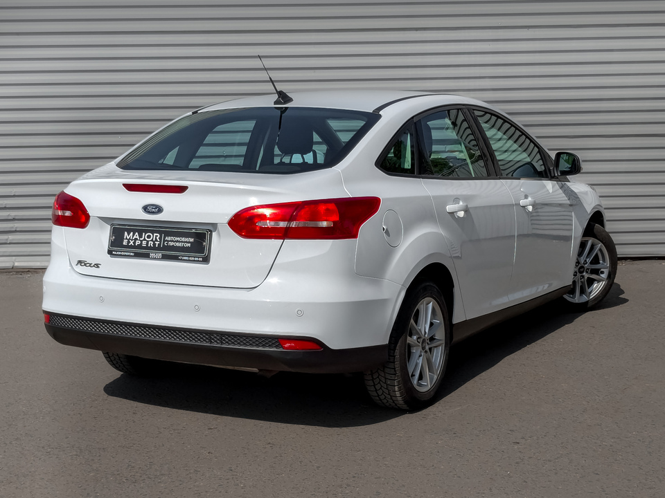 car-card-slide Ford Focus 2017 92 222км фото №5
