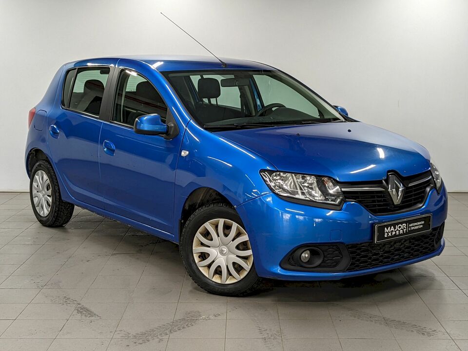 car-card-slide Renault Sandero 2015 90 700км фото №3