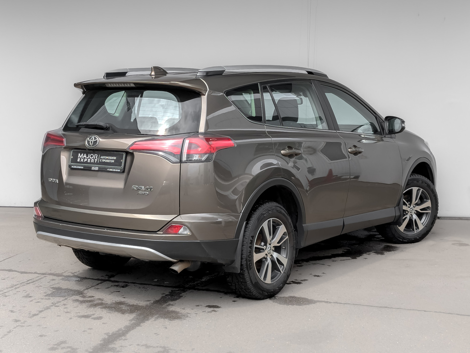 car-card-slide Toyota Rav-4 2016 205 249км фото №5