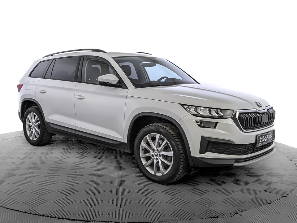 car-card-slide Skoda Kodiaq 2022 58 194км фото №3