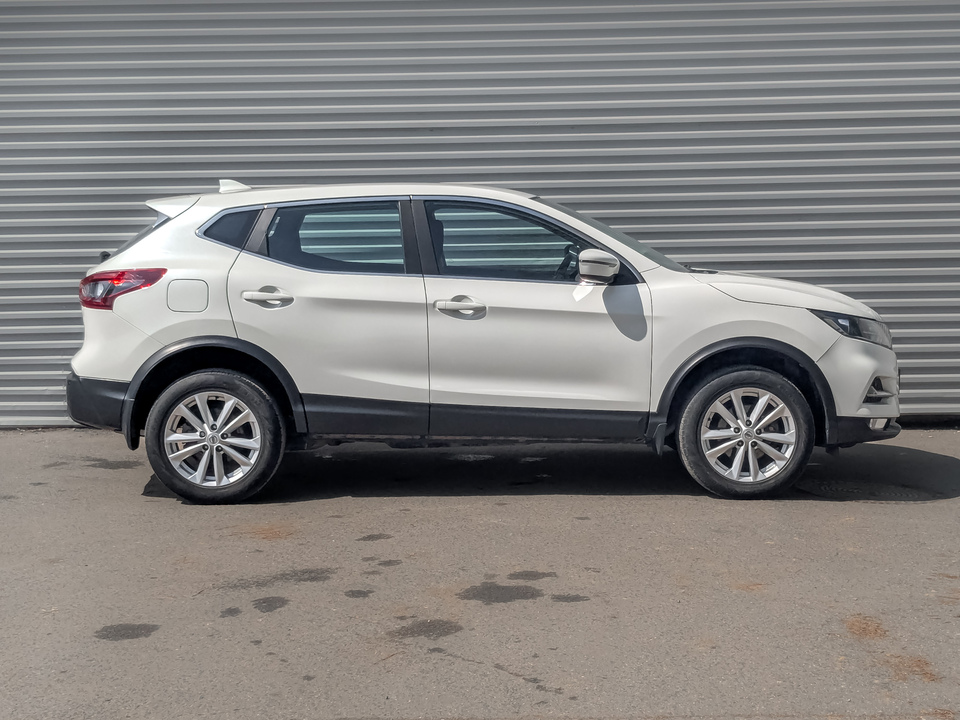 car-card-slide Nissan Qashqai 2020 74 983км фото №4