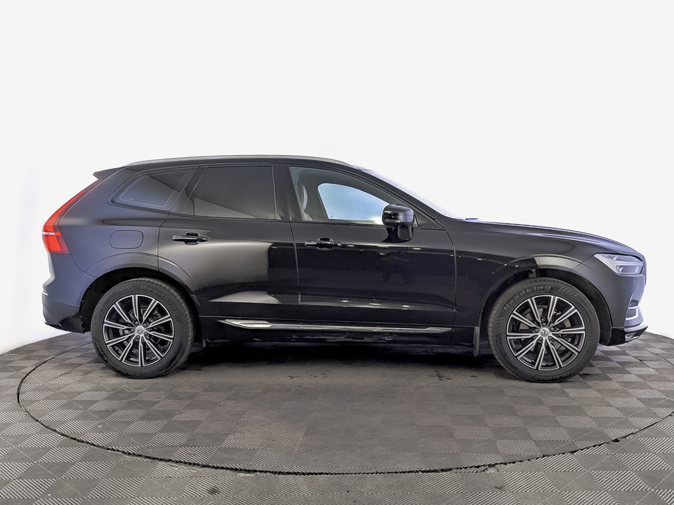 car-card-slide Volvo XC60 2020 128 563км фото №4