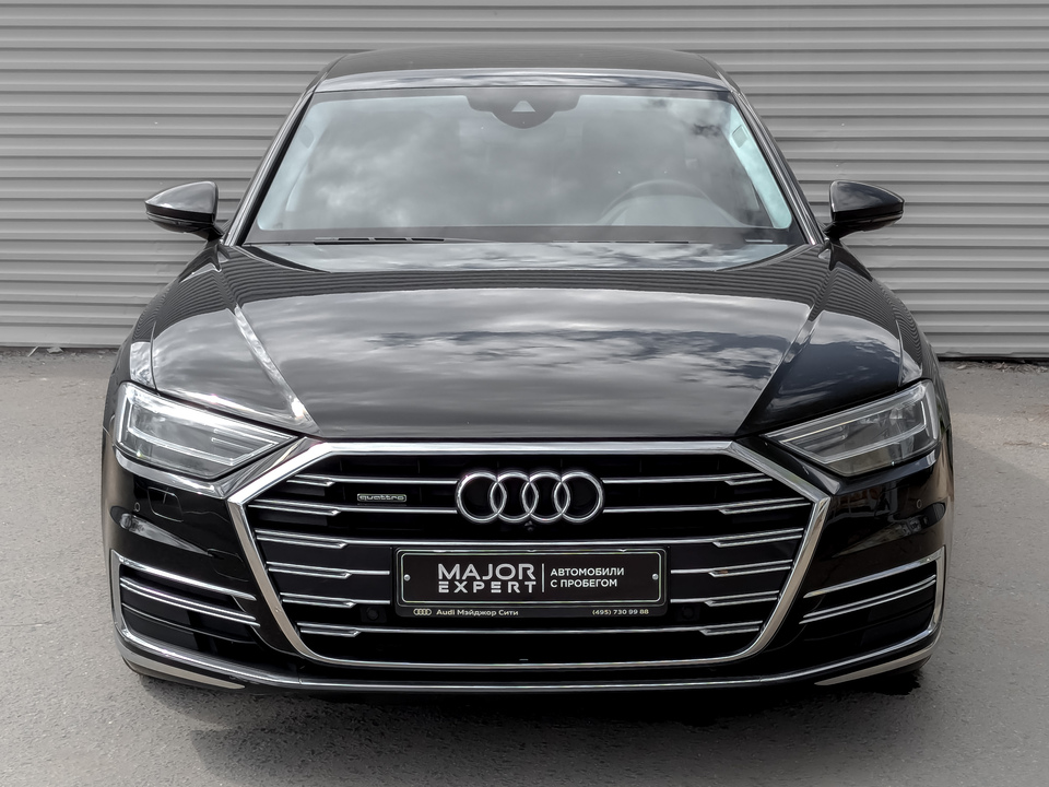 car-card-slide Audi A8 2021 67 193км фото №2