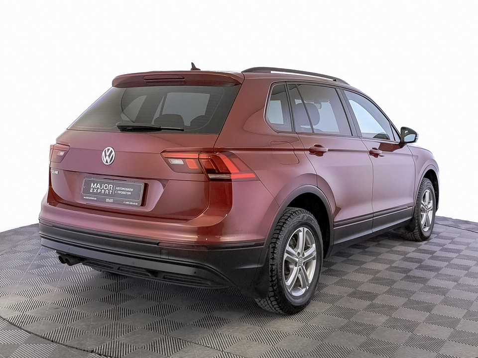 car-card-slide Volkswagen Tiguan 2018 40 235км фото №5