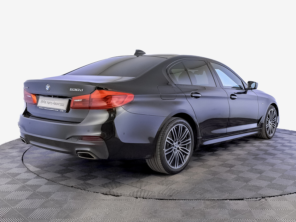 car-card-slide BMW 5 серии 2018 88 284км фото №5