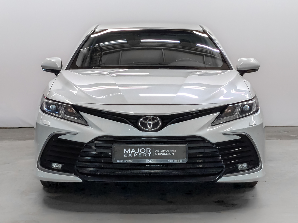car-card-slide Toyota Camry 2021 47 174км фото №2