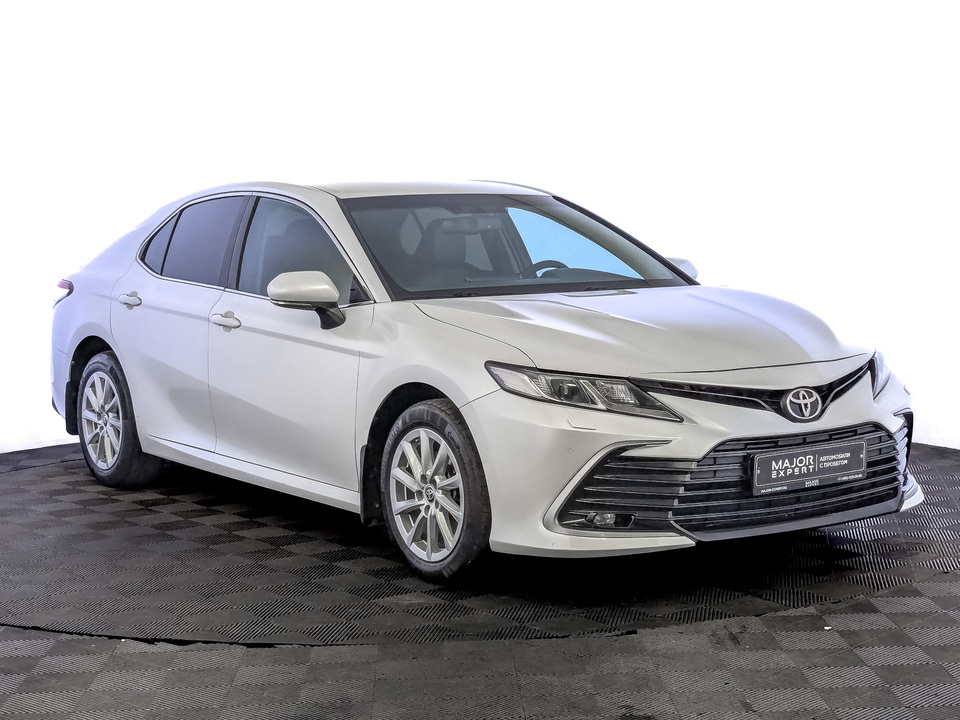 car-card-slide Toyota Camry 2021 47 174км фото №3