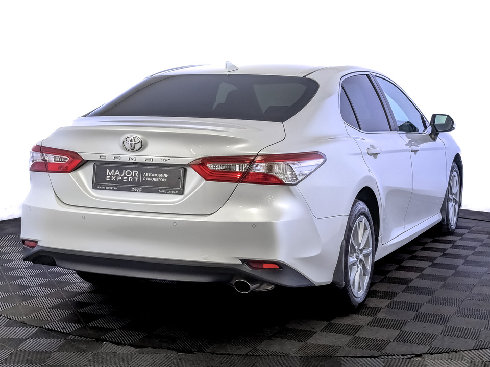 car-card-slide Toyota Camry 2021 47 174км фото №5