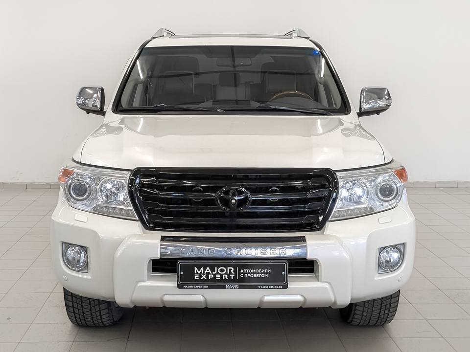 car-card-slide Toyota Land Cruiser 200 2012 129 010км фото №2