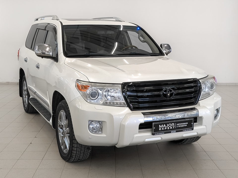 car-card-slide Toyota Land Cruiser 200 2012 129 010км фото №3