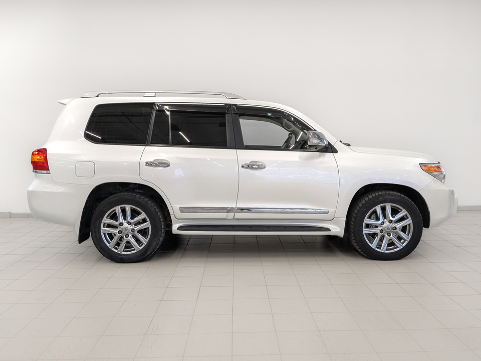 car-card-slide Toyota Land Cruiser 200 2012 129 010км фото №4