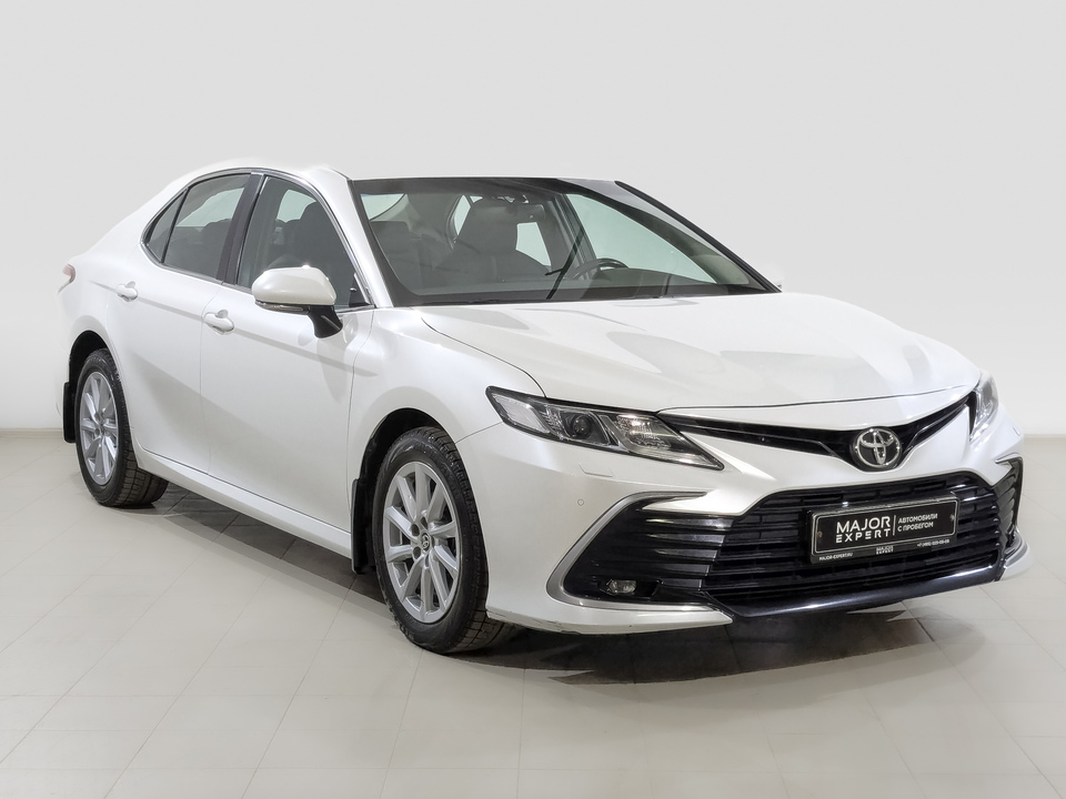 car-card-slide Toyota Camry 2021 168 443км фото №3