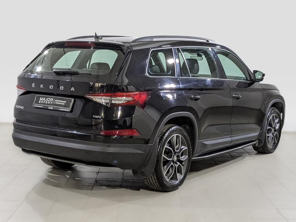 car-card-slide Skoda Kodiaq 2022 99 693км фото №5