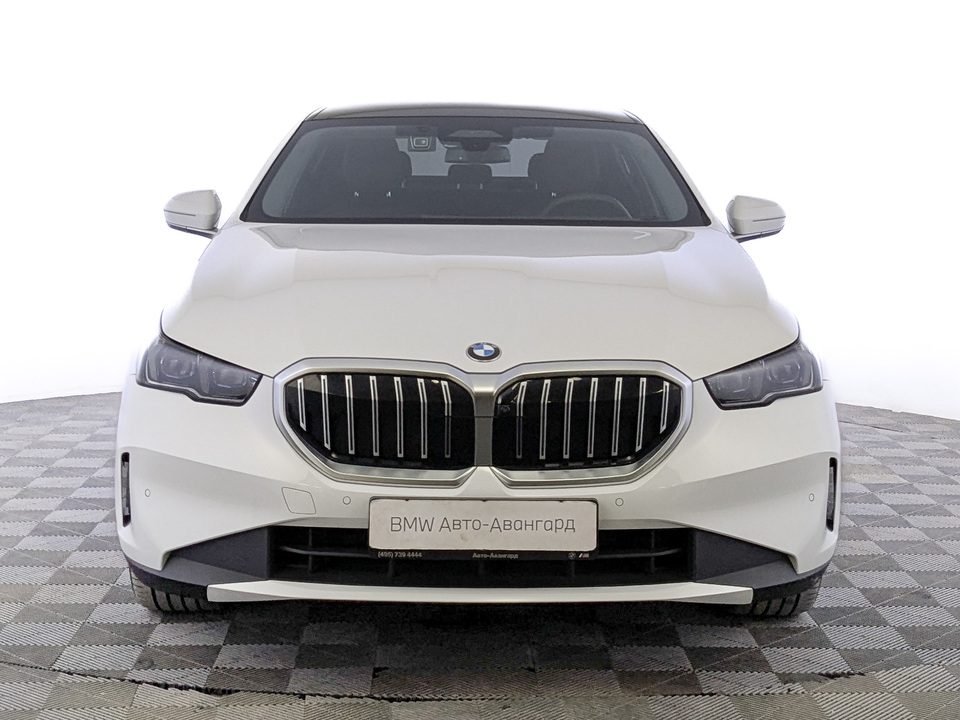 car-card-slide BMW 5 серии 2023 22 065км фото №2