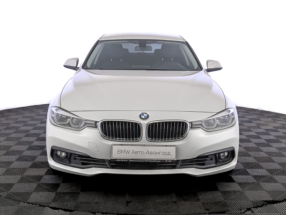 car-card-slide BMW 3 серии 2017 108 631км фото №2