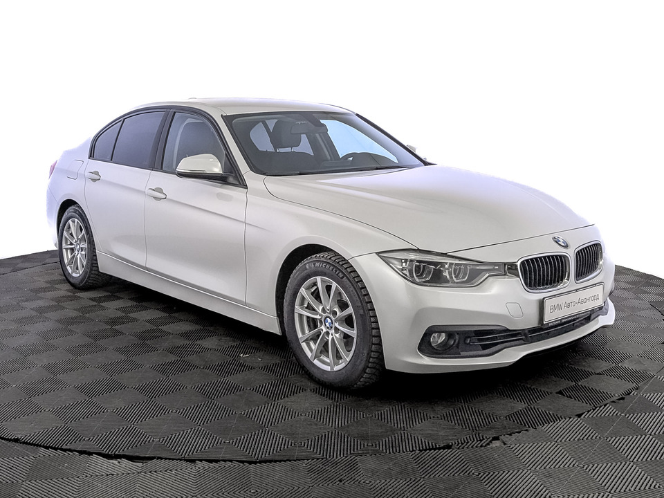 car-card-slide BMW 3 серии 2017 108 631км фото №3