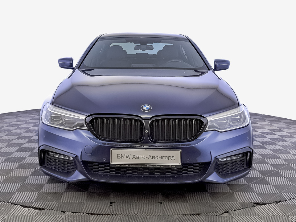car-card-slide BMW 5 серии 2018 160 912км фото №2
