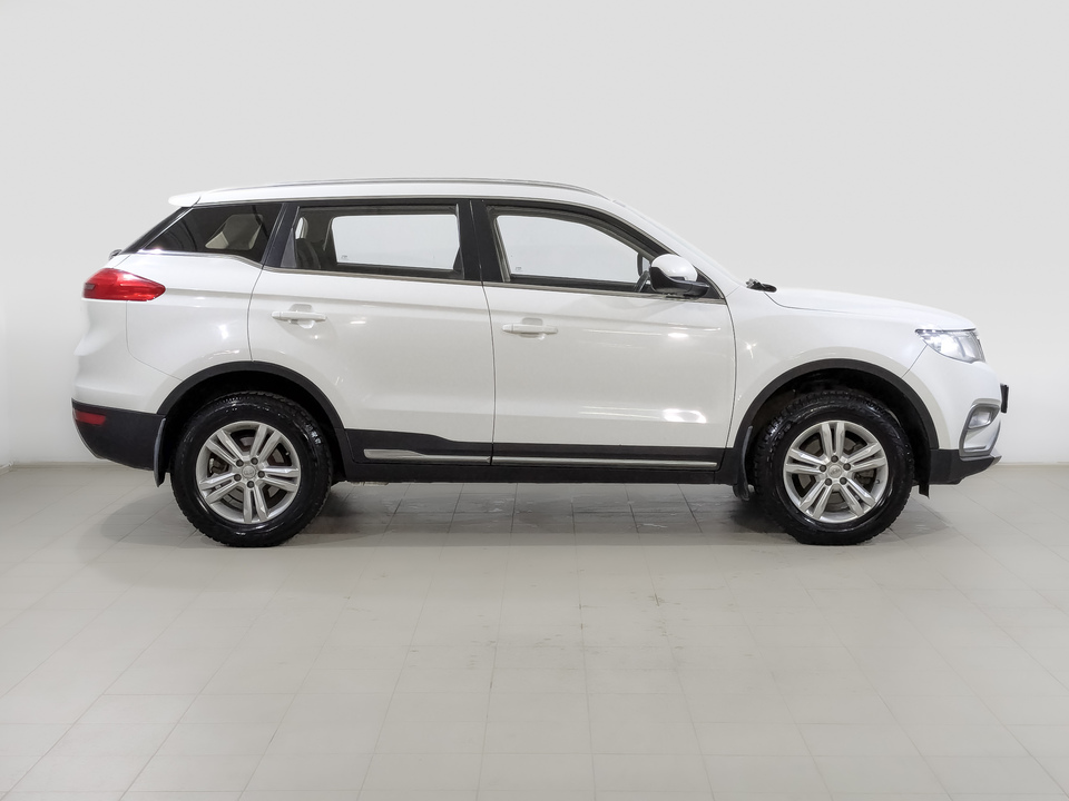car-card-slide Geely Atlas 2018 109 764км фото №4