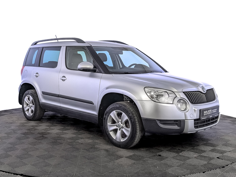 car-card-slide Skoda Yeti 2013 51 124км фото №3