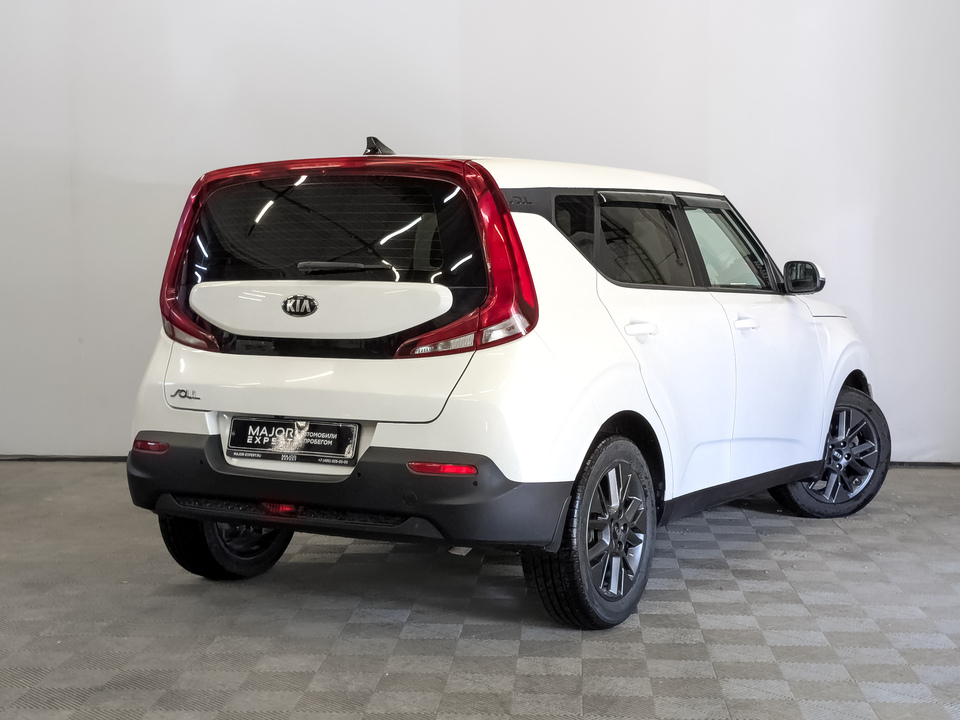 car-card-slide Kia Soul 2021 70 331км фото №5