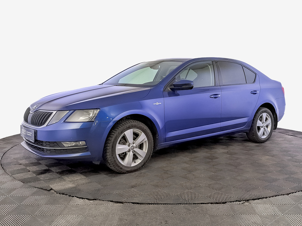 car-card-slide Skoda Octavia 2019 104 479км фото №1