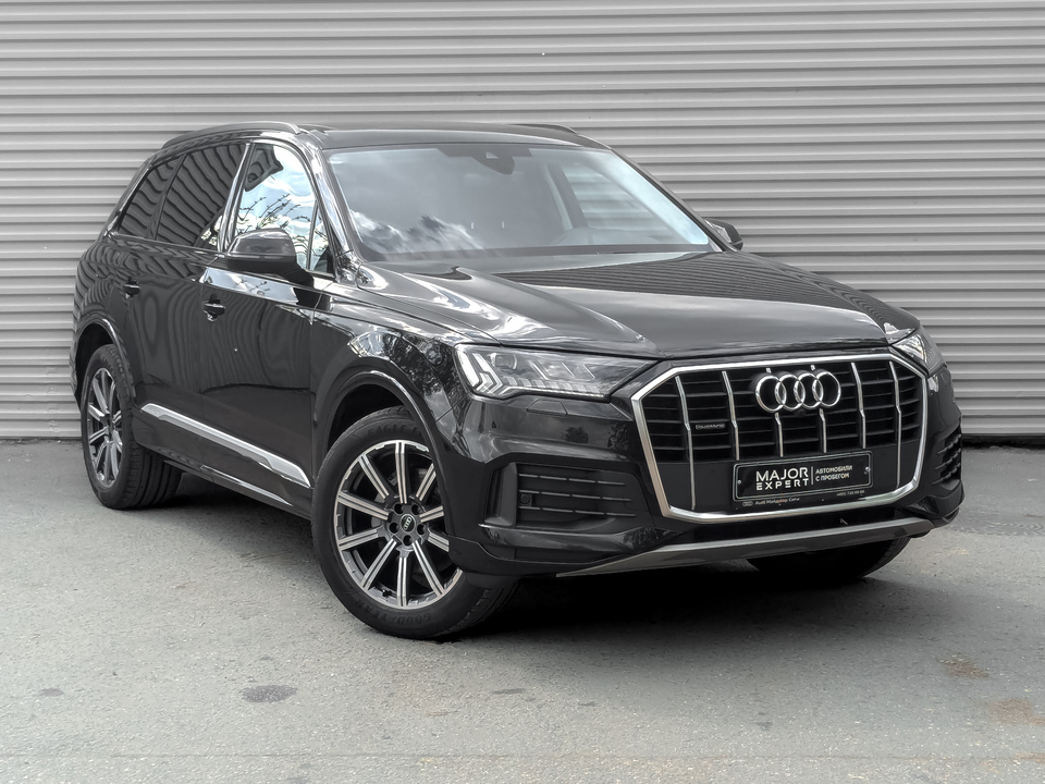 car-card-slide Audi Q7 2023 49 266км фото №4