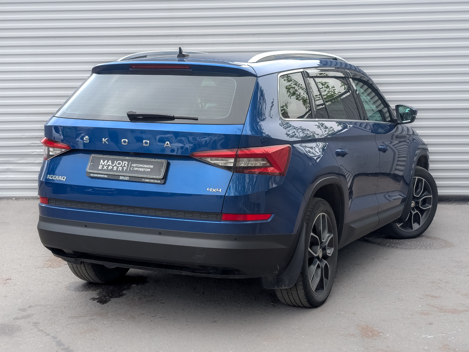 car-card-slide Skoda Kodiaq 2021 79 655км фото №5