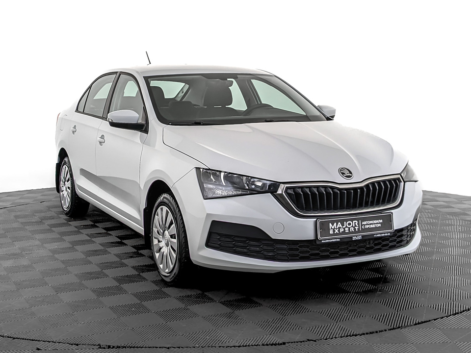 car-card-slide Skoda Rapid II 2021 172 310км фото №3