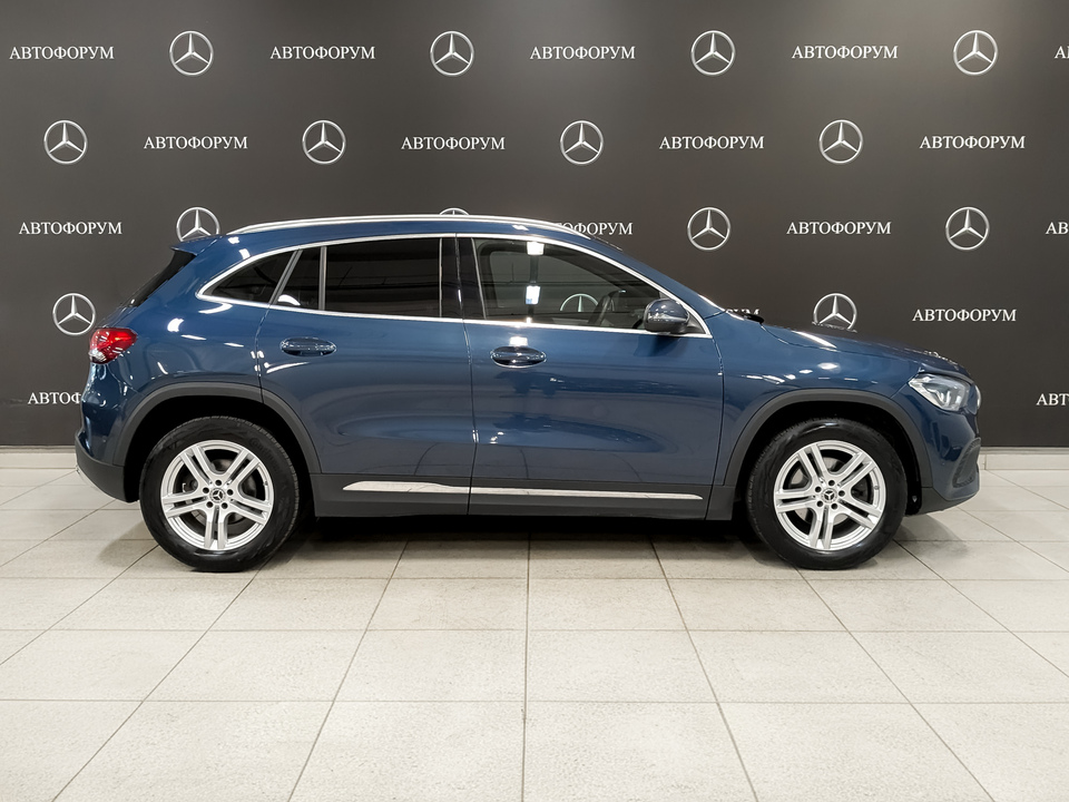 car-card-slide Mercedes-Benz GLA 2020 81 500км фото №4