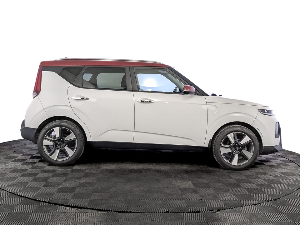 car-card-slide Kia Soul 2020 116 015км фото №4