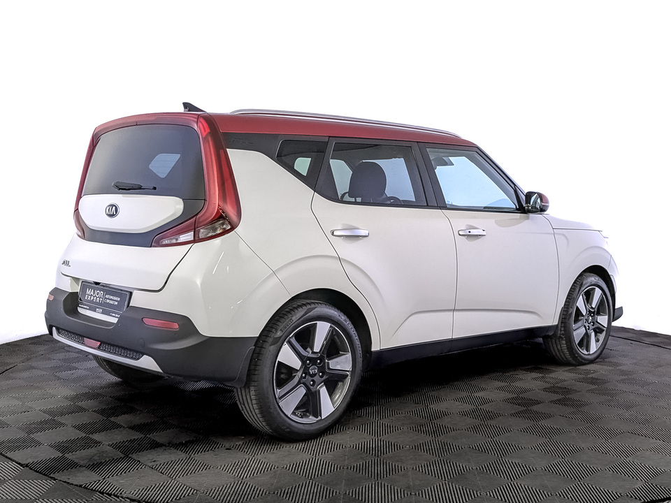 Kia Soul 2020 116 015км фото №5