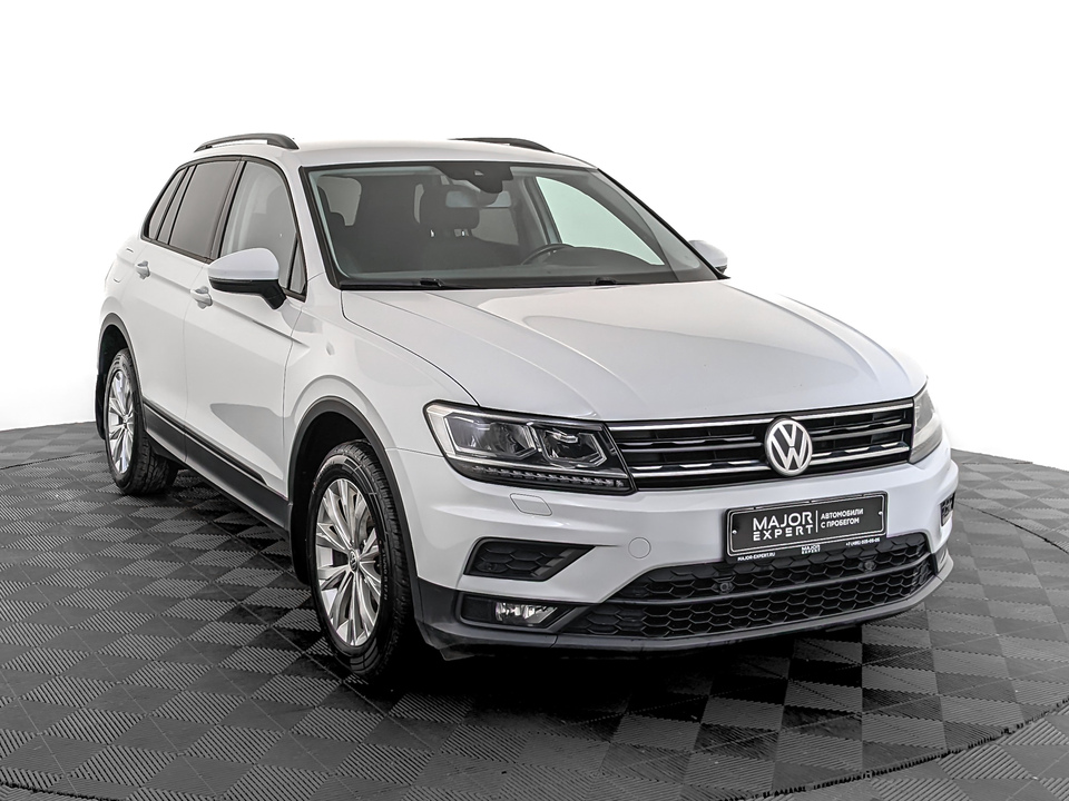 car-card-slide Volkswagen Tiguan 2020 111 039км фото №3