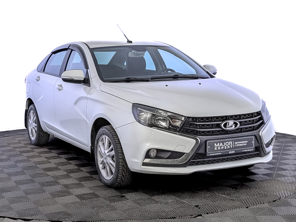car-card-slide Lada Vesta 2019 47 931км фото №3