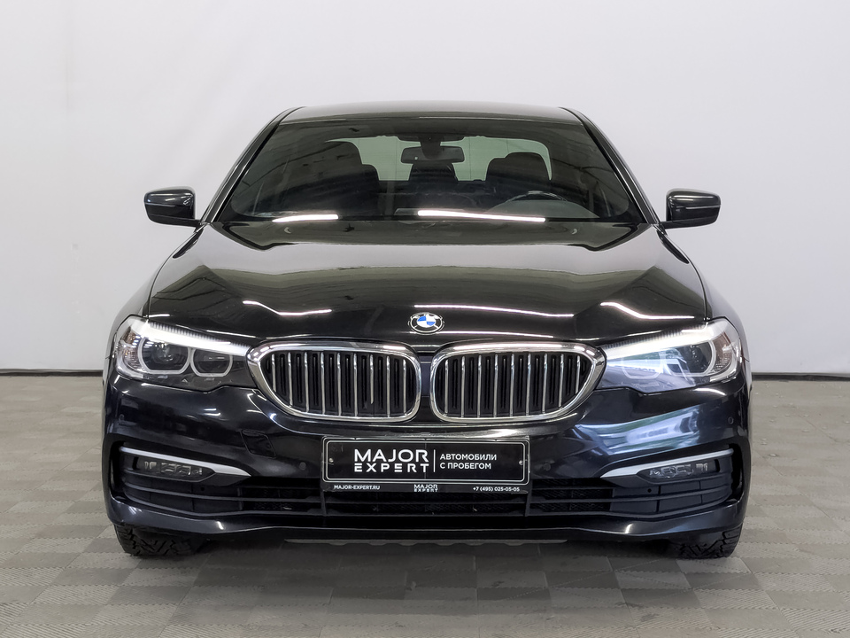 car-card-slide BMW 5 серии 2018 118 796км фото №2