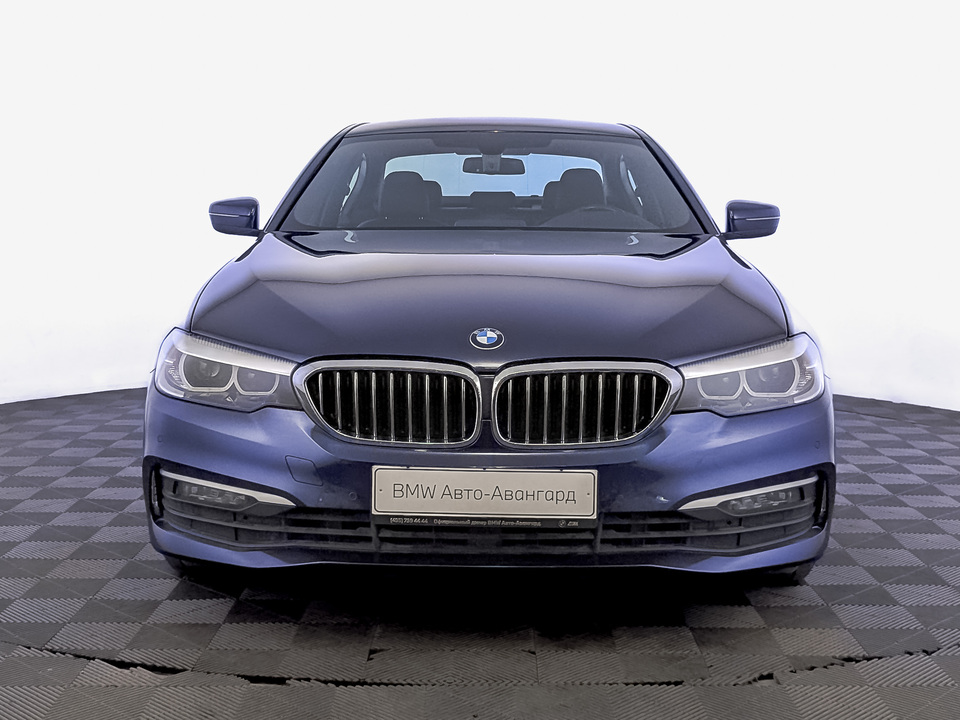 car-card-slide BMW 5 серии 2019 62 050км фото №2