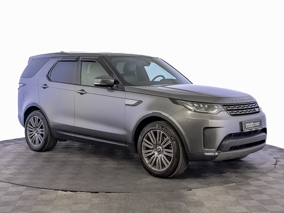car-card-slide Land Rover Discovery 2018 182 516км фото №3