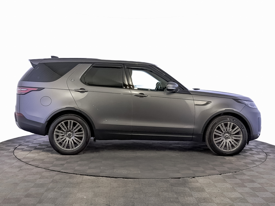 car-card-slide Land Rover Discovery 2018 182 516км фото №4
