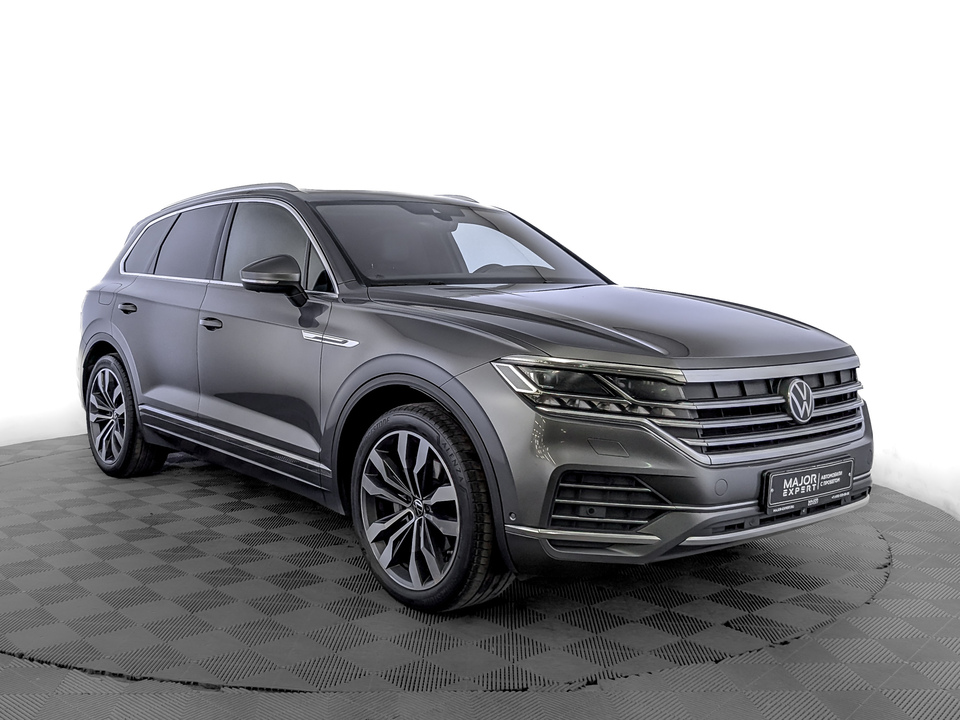 car-card-slide Volkswagen Touareg 2021 122 191км фото №3