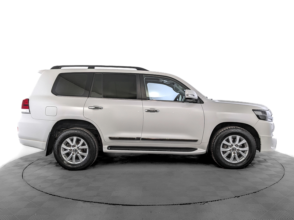 car-card-slide Toyota Land Cruiser 200 2016 84 292км фото №4