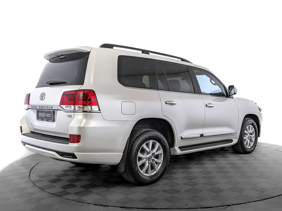 car-card-slide Toyota Land Cruiser 200 2016 84 292км фото №5